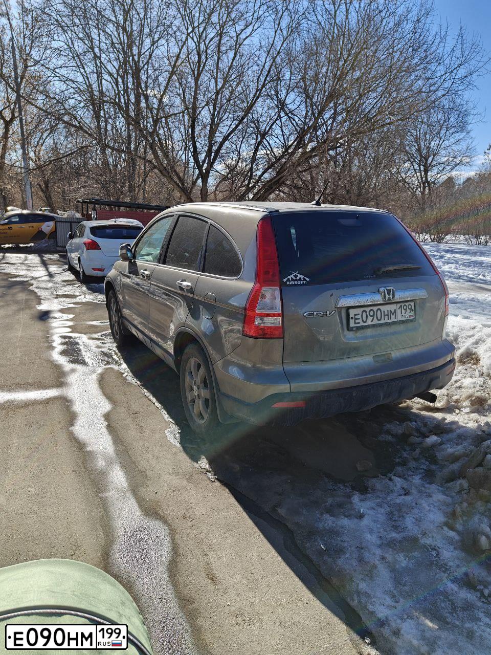Фото автомобиля HONDA CR-V, 2008 — госномер Е090НМ199. Цвет: Серый