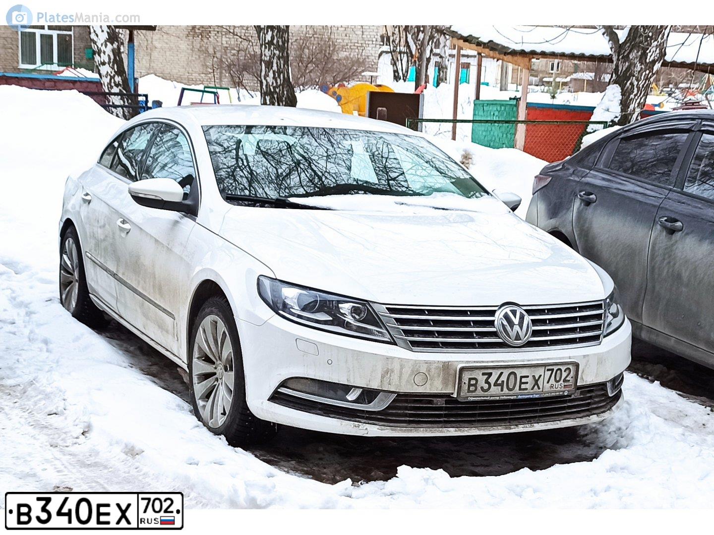 Фото автомобиля VOLKSWAGEN PASSAT, 2013 — госномер Х938РВ12. Цвет: Белый