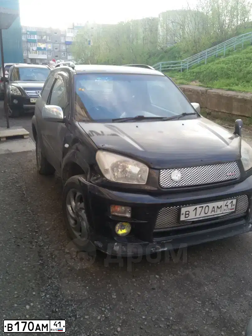 Фото автомобиля TOYOTA RAV4, 2002 — госномер В825КВ41
