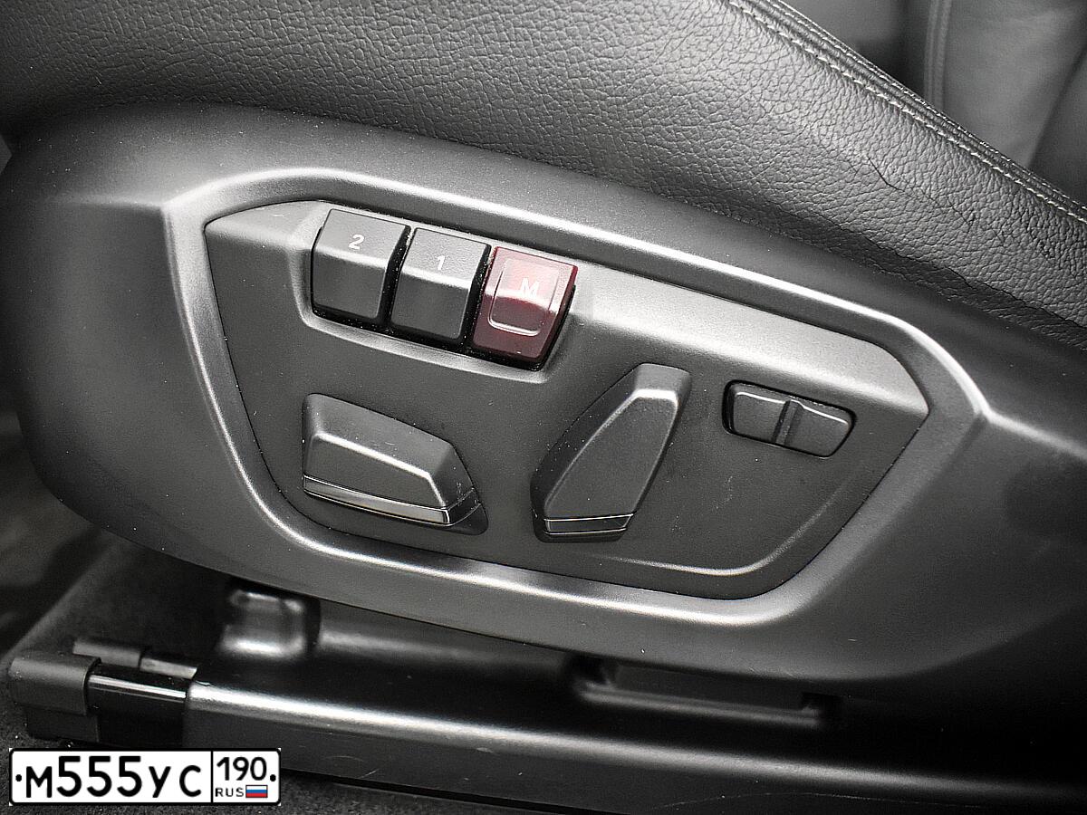 Фото автомобиля BMW X4, 2014 — госномер Н475КН198