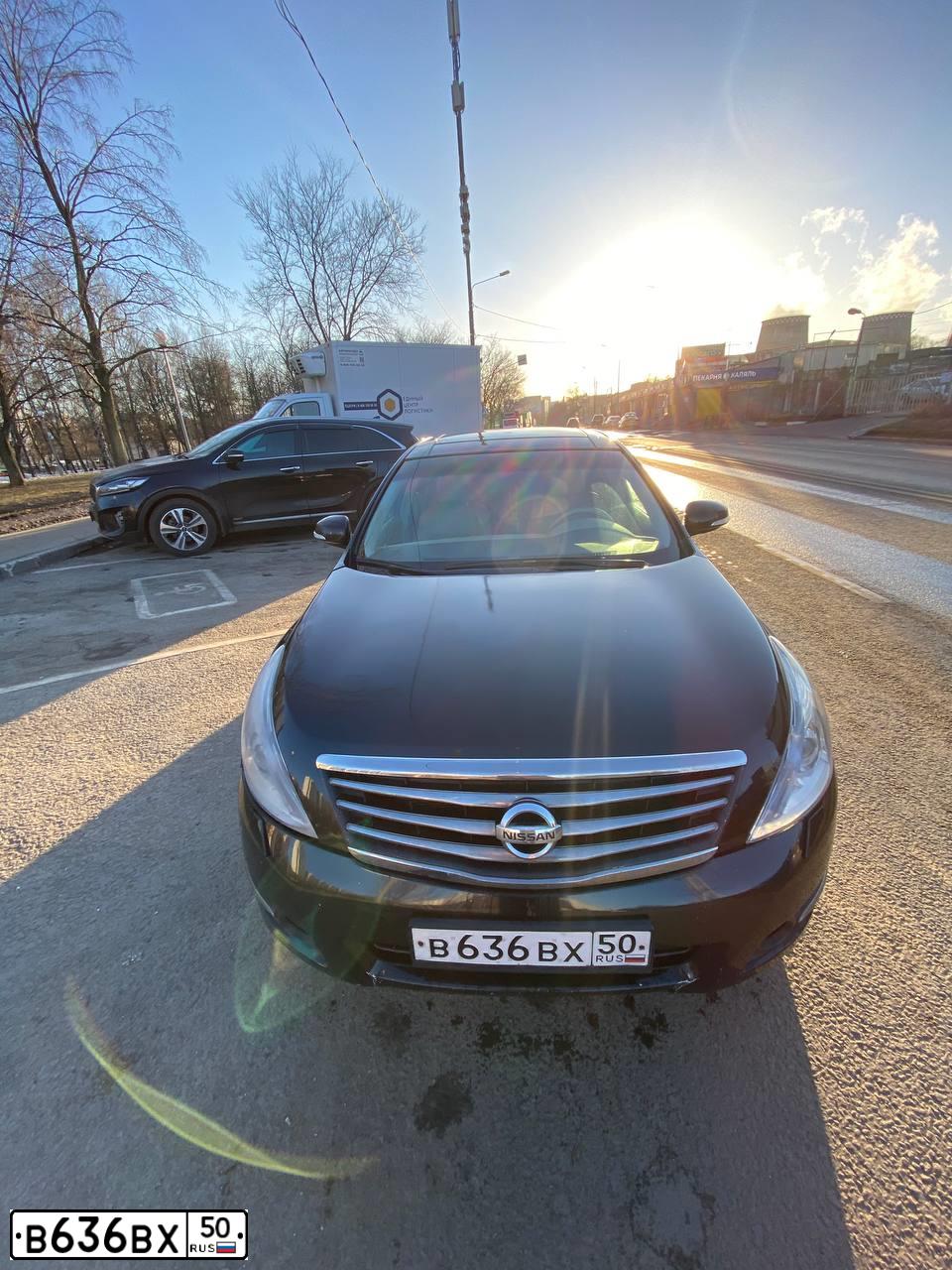 Фото автомобиля NISSAN TEANA, 2012 — госномер В636ВХ50. Цвет: ЧЕРНЫЙ