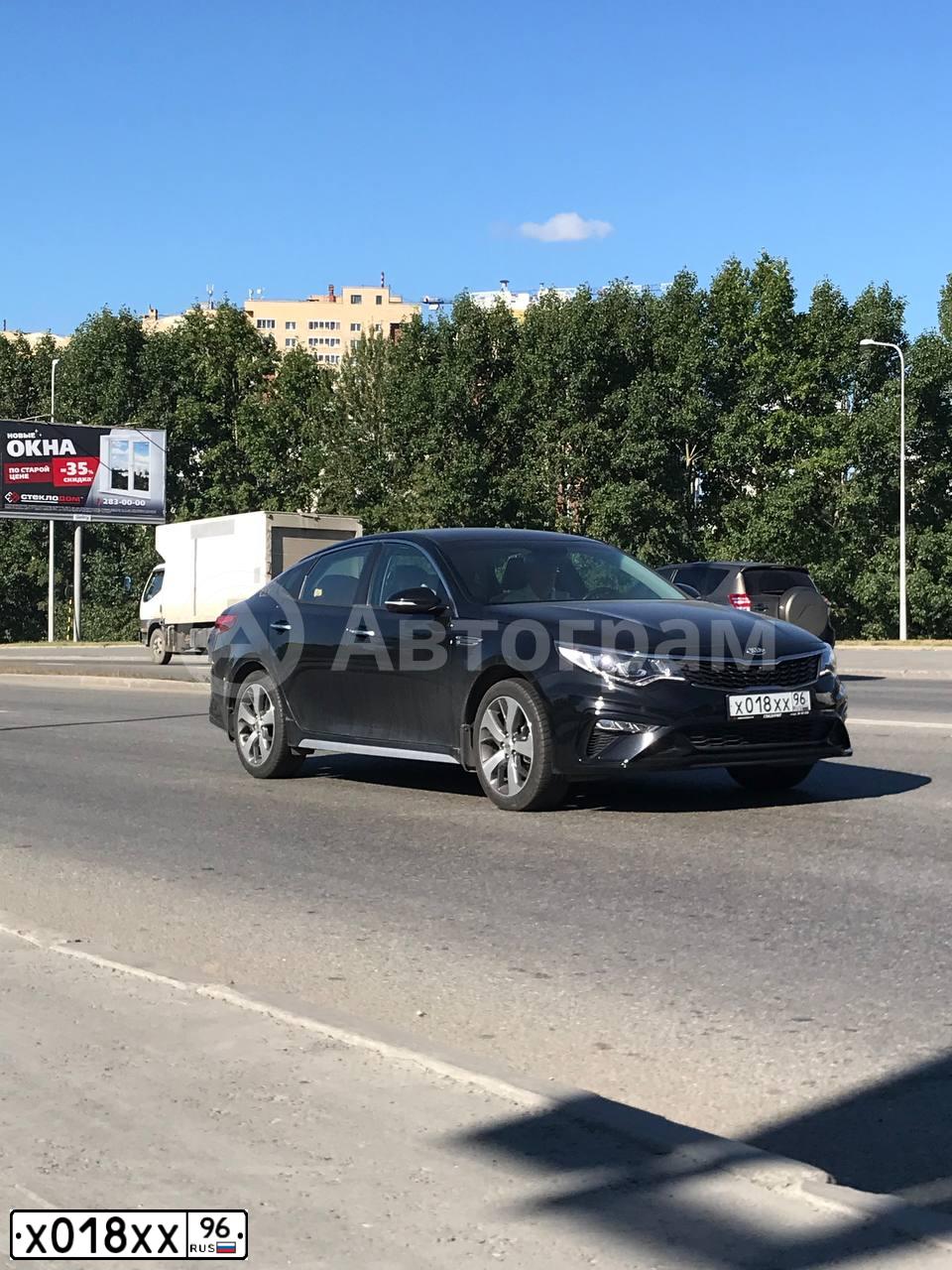 Фото автомобиля KIA OPTIMA, 2019 — госномер Т243ТС196