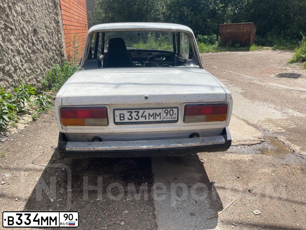 Фото автомобиля LADA 2107, 2006 — госномер В334ММ90. Цвет: ЯРКО-БЕЛЫЙ