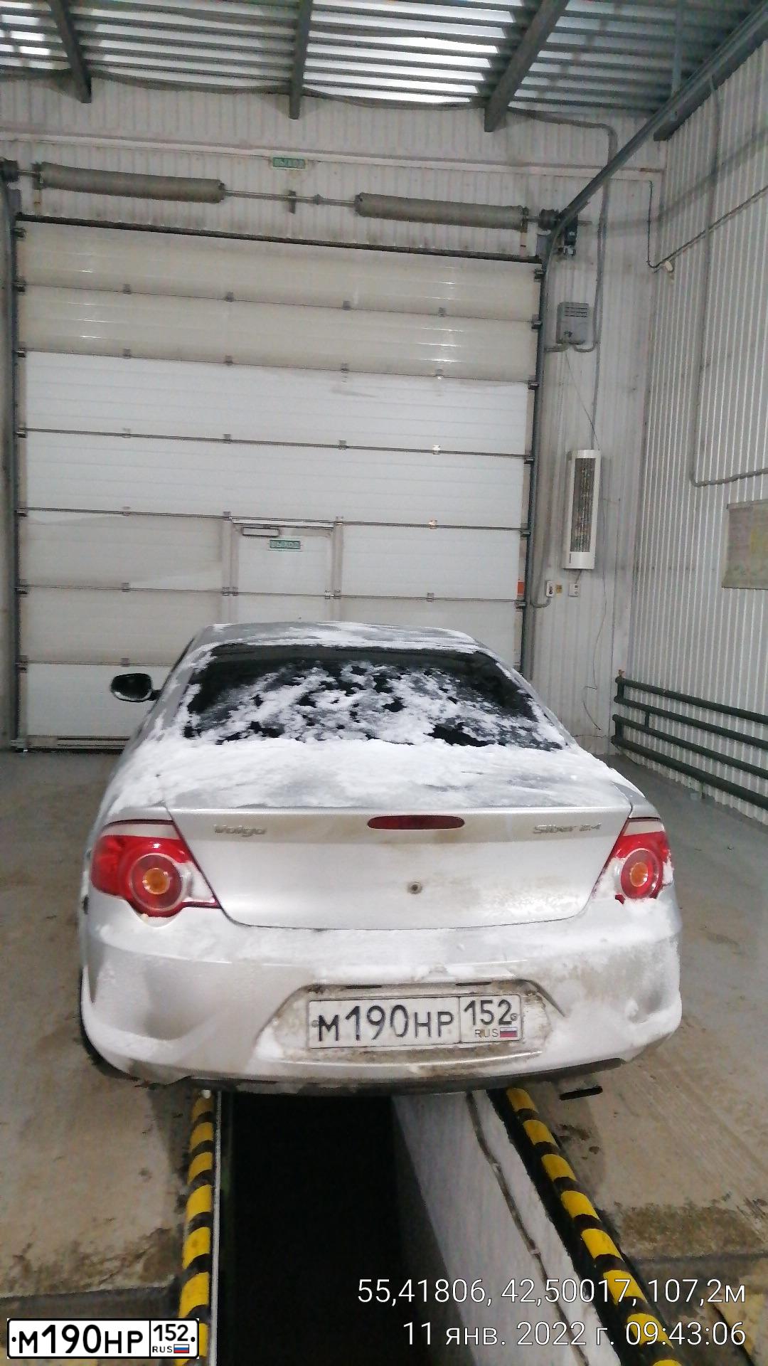 Фото автомобиля GAZ WOLGA SIBER, 2009 — госномер К436ОТ164. Цвет: СЕРЕБРИСТЫЙ