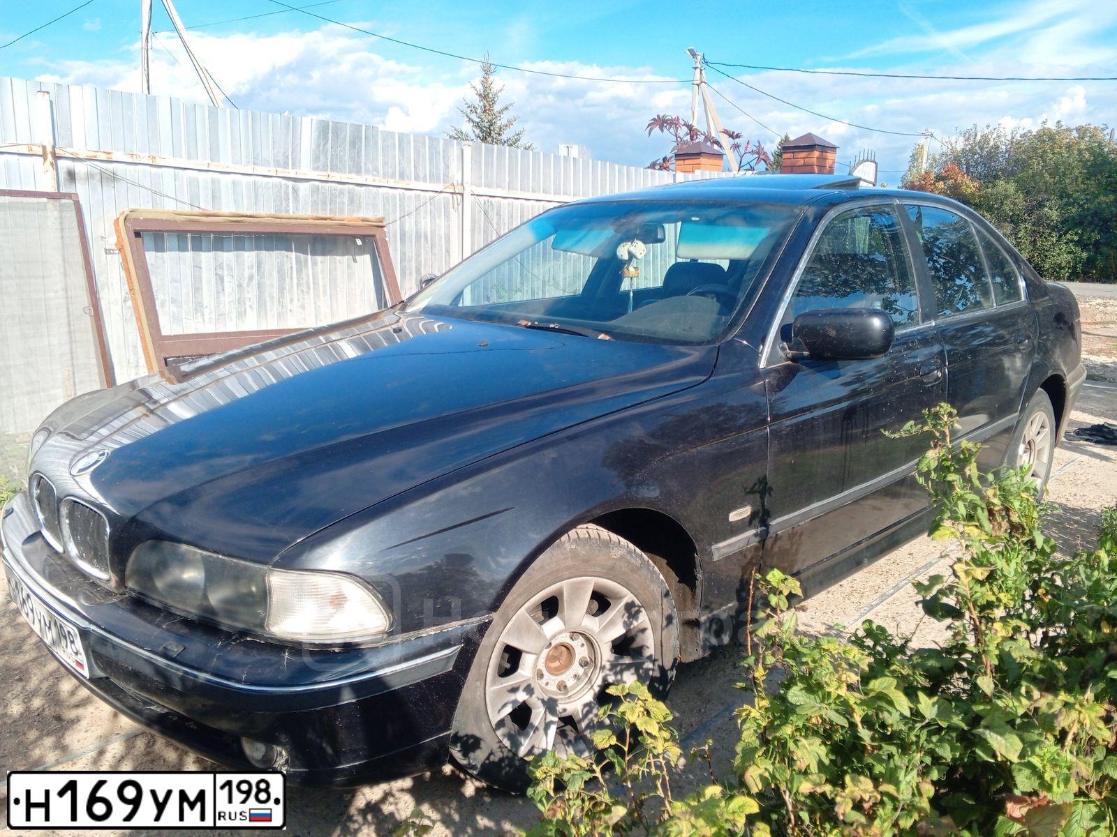 Фото автомобиля BMW SERIE 5, 1999 — госномер У044ЕА716. Цвет: ЧЕРНЫЙ