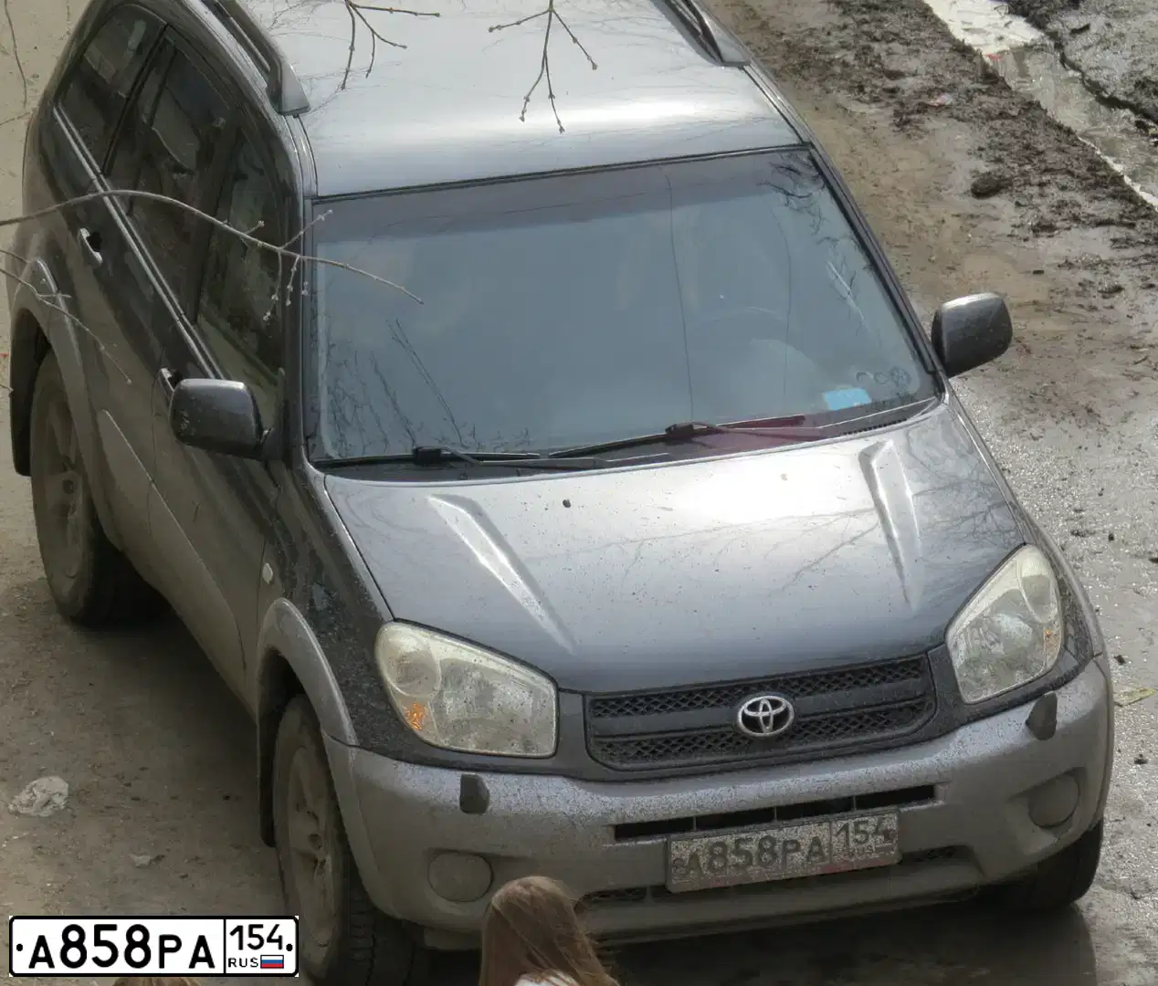 Фото автомобиля TOYOTA RAV4, 2003 — госномер М521МТ102. Цвет: ТЕМНО СЕРЫЙ