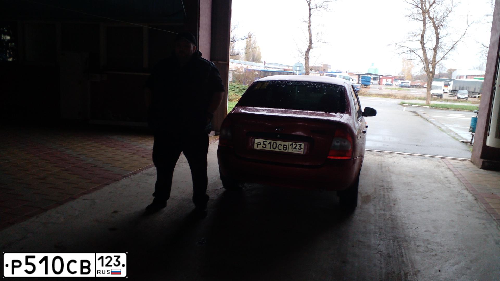 Фото автомобиля LADA 1118 KALINA, 2006 — госномер С321ЕС123. Цвет: СЕРЕБРИСТО-КРАСНЫЙ
