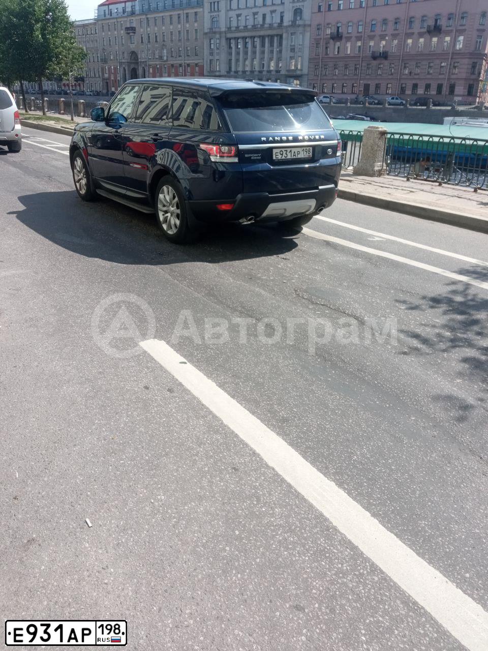 Фото автомобиля LANDROVER RANGE ROVER SPORT, 2015 — госномер Е931АР198. Цвет: СИНИЙ