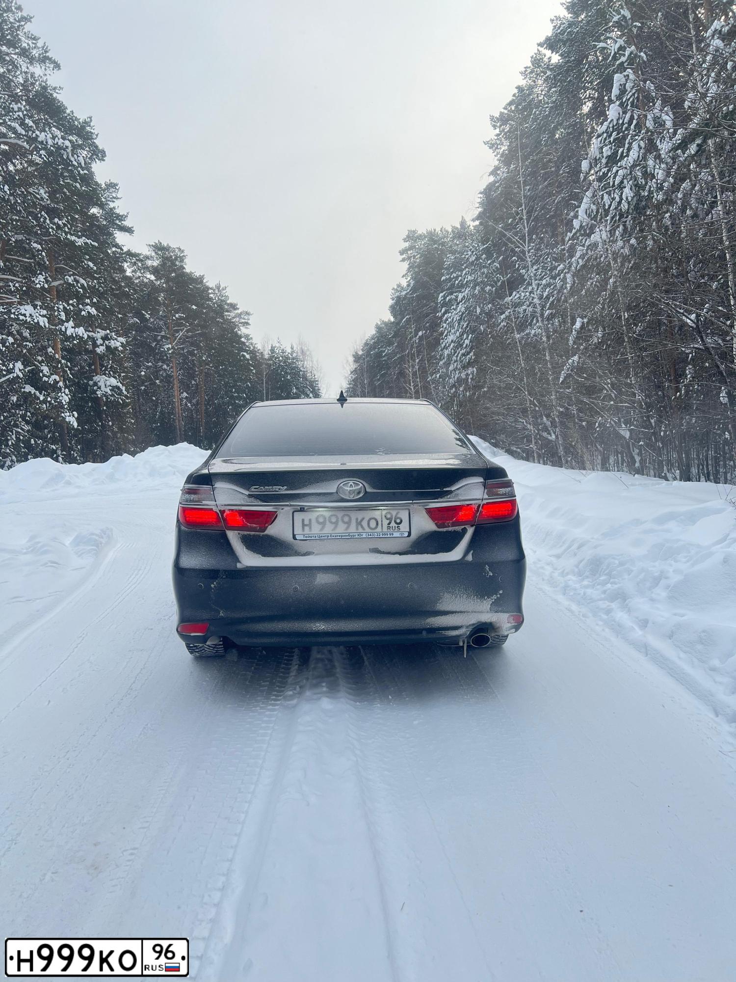 Фото автомобиля TOYOTA CAMRY, 2006 — госномер К111ВК34. Цвет: Серый