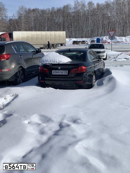 Фото автомобиля BMW SERIE 5, 2014 — госномер В564ТВ178. Цвет: ЧЕРНЫЙ