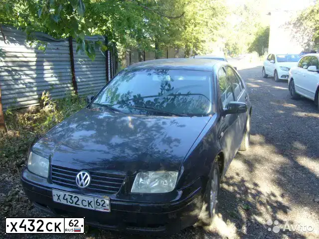 Фото автомобиля VOLKSWAGEN BORA, 2002 — госномер Х432СК62. Цвет: ЧЕРНЫЙ