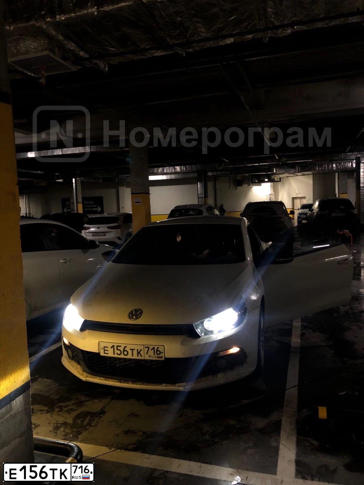Фото автомобиля VOLKSWAGEN SCIROCCO, 2013 — госномер Е021МТ716. Цвет: Белый