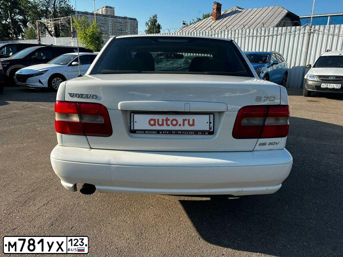 Фото автомобиля LADA LARGUS FURGON, 2018 — госномер Н061МО126. Цвет: Белый