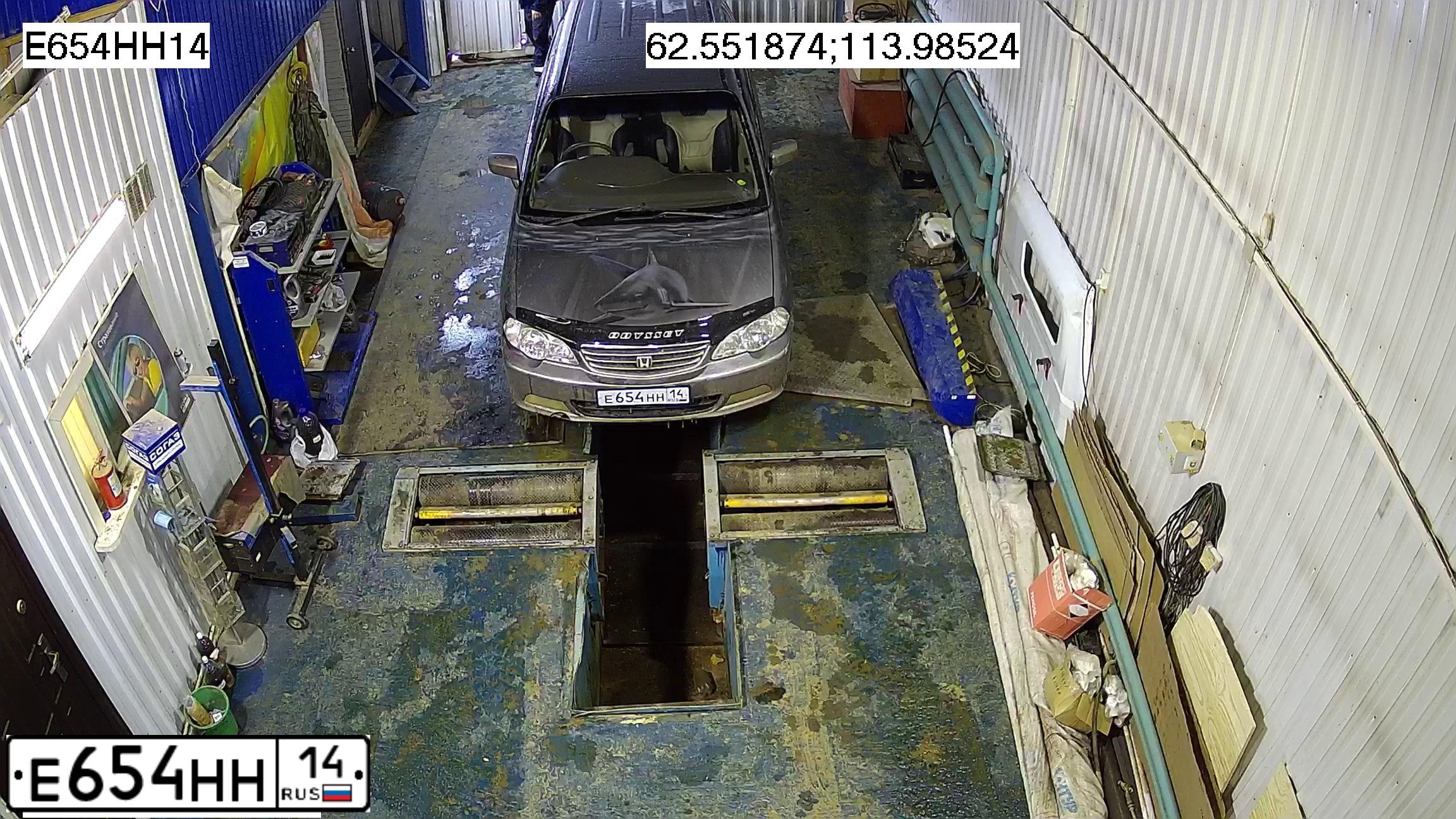 Фото автомобиля HONDA ODYSSEY, 2000 — госномер К928СУ126