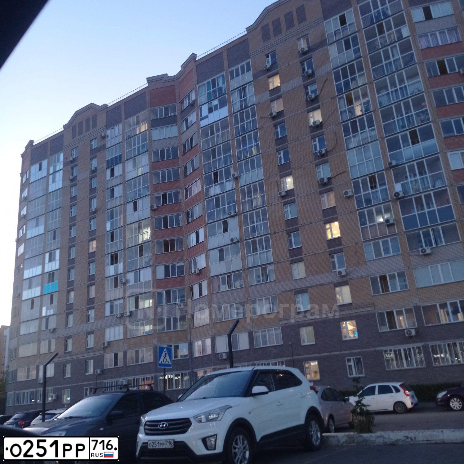 Фото автомобиля HYUNDAI CRETA, 2017 — госномер О251РР716. Цвет: Белый