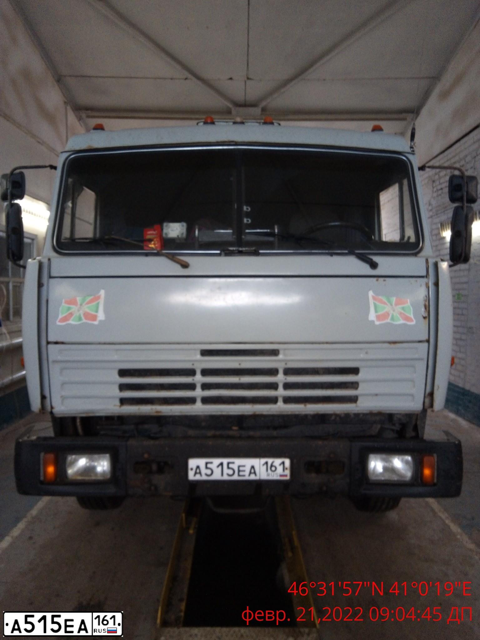 Фото автомобиля KAMAZ 53215 /6X4/, 2003 — госномер А515ЕА161. Цвет: СВЕТЛАЯ ДЫМКА