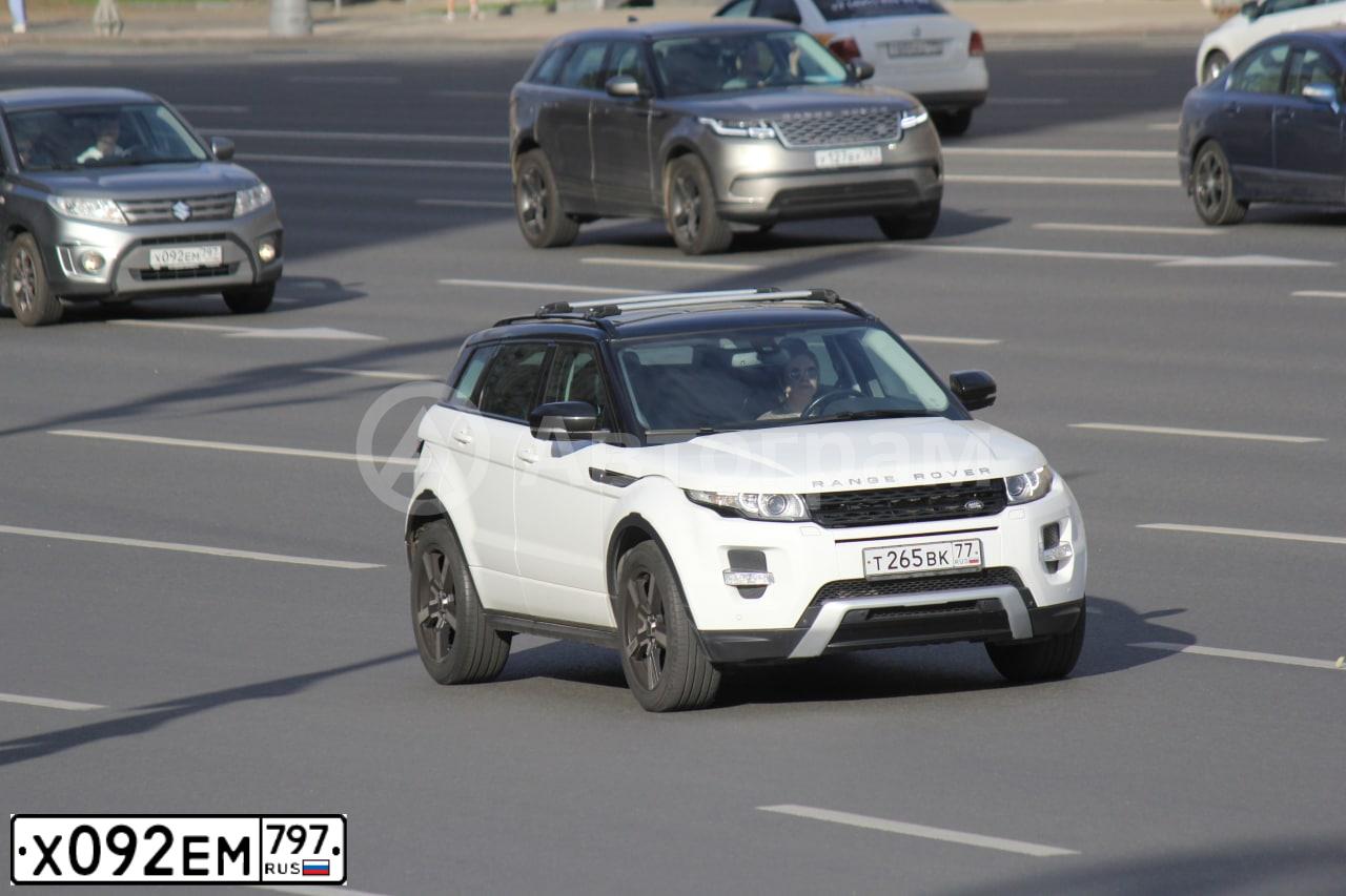 Фото автомобиля SUZUKI /GRAND/ VITARA, 2016 — госномер Х092ЕМ797. Цвет: Серый