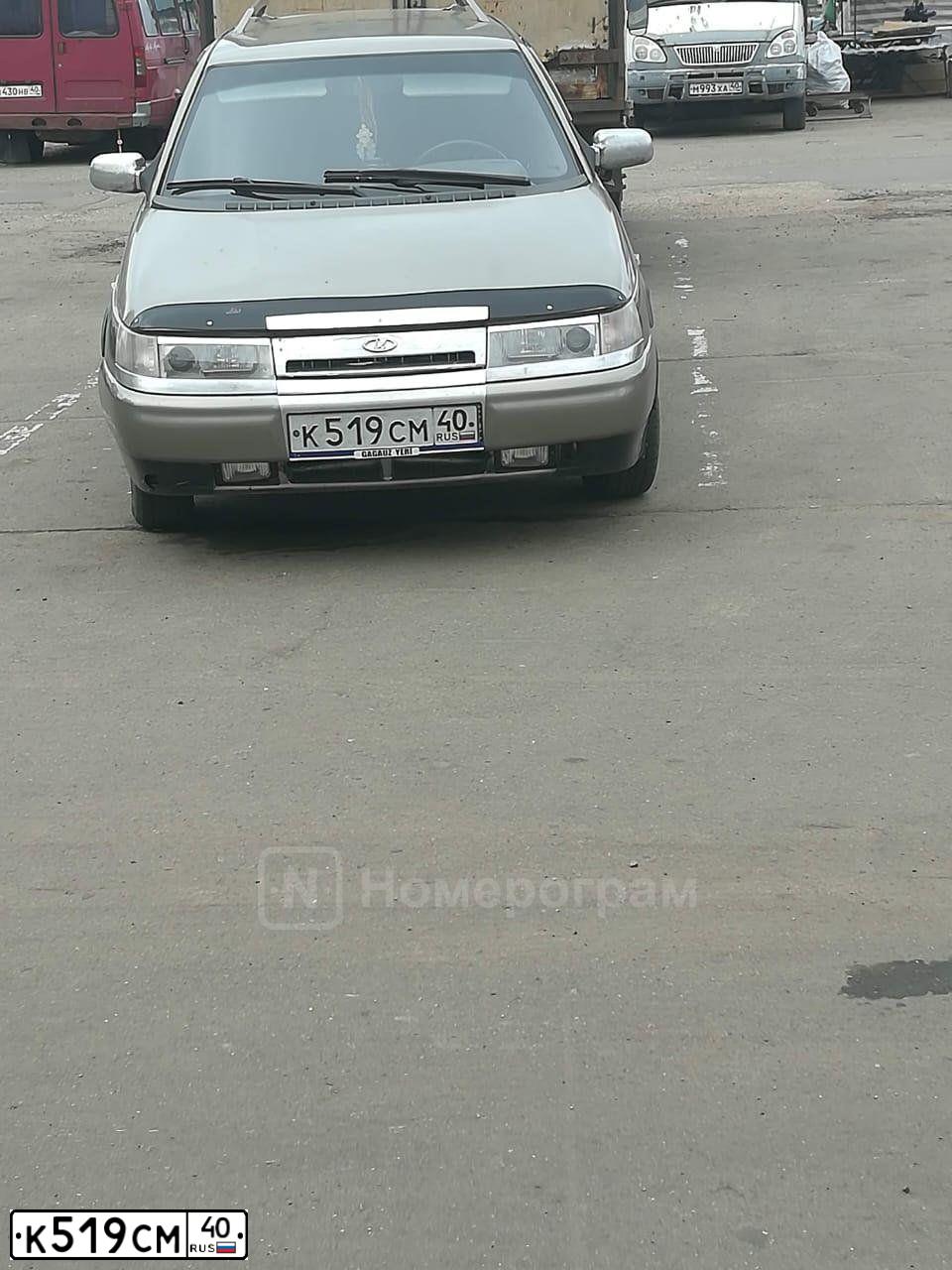 Фото автомобиля LADA 2111 LADA, 2000 — госномер К519СМ40. Цвет: СЕРЕБРИСТО-ЗОЛОТОЙ