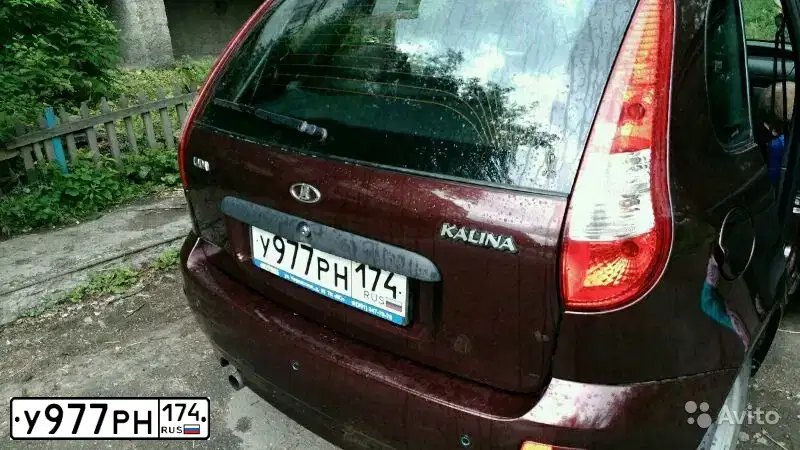 Фото автомобиля LADA 1119 KALINA, 2012 — госномер У977РН174. Цвет: ТЕМНО-ВИШНЕВЫЙ
