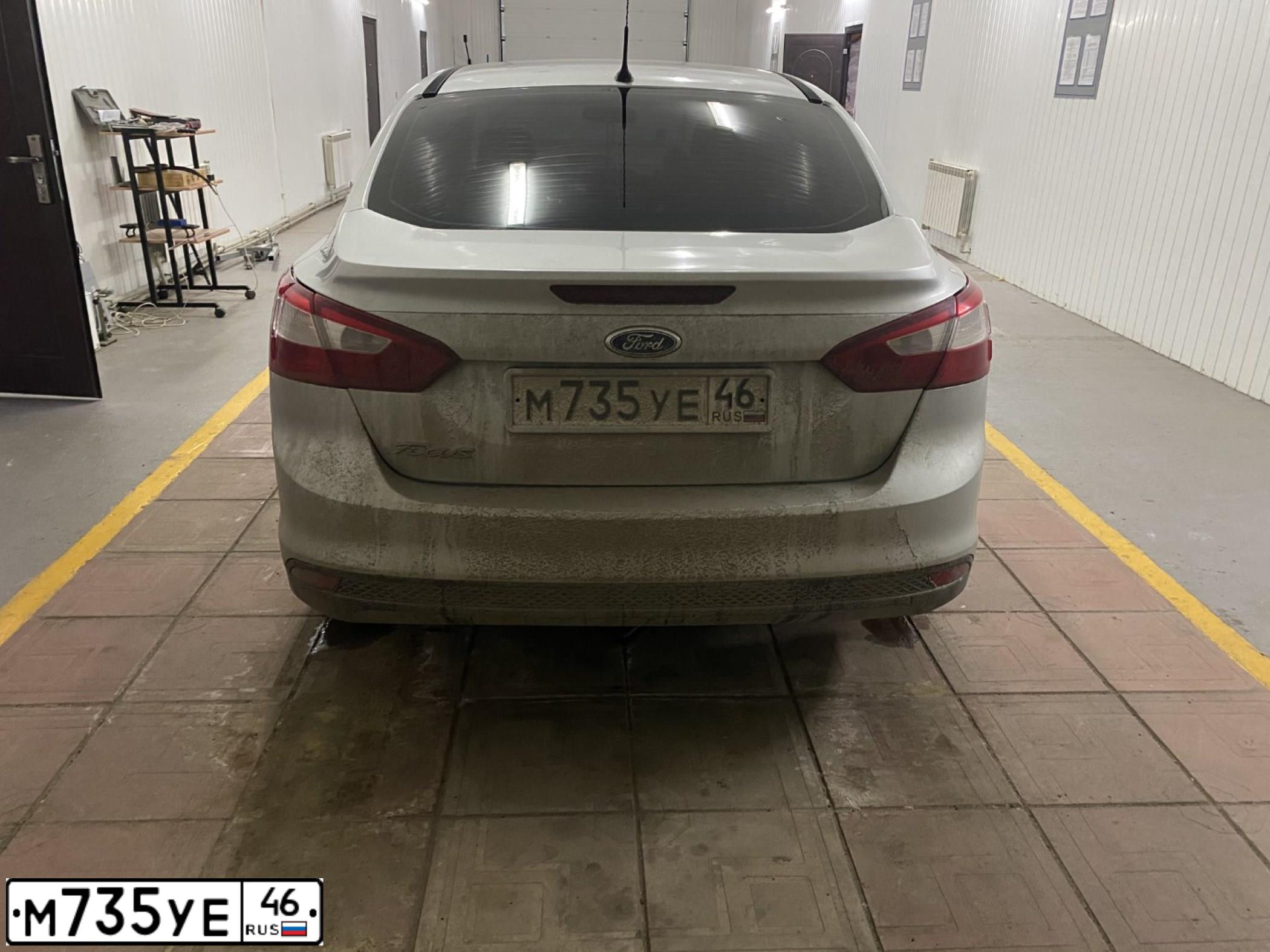 Фото автомобиля FORD FOCUS, 2012 — госномер М735УЕ46. Цвет: СЕРЕБРИСТЫЙ