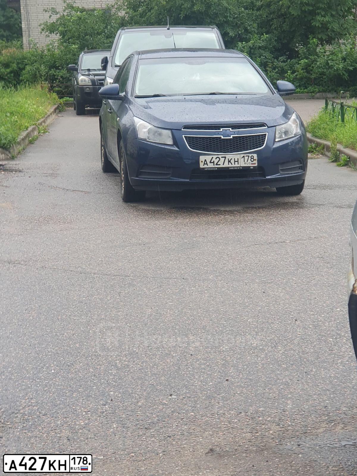 Фото автомобиля CHEVROLET CRUZE, 2010 — госномер А427КН178. Цвет: СИНИЙ МЕТАЛЛИК