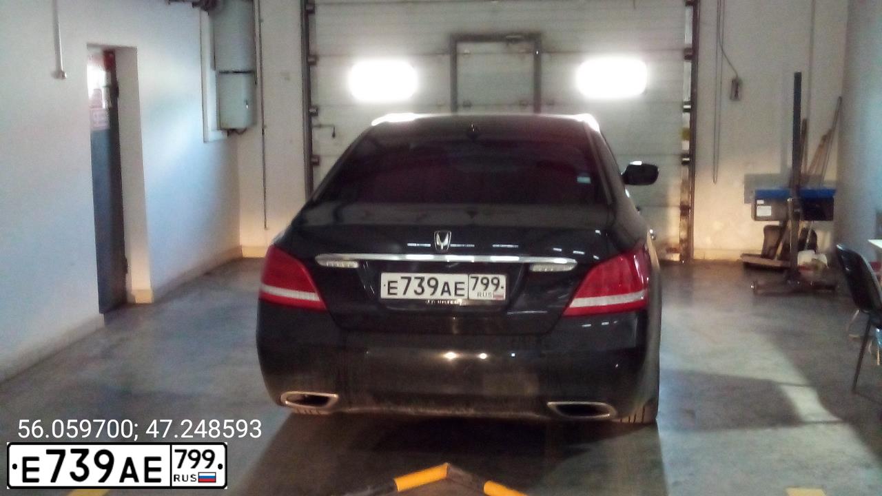 Фото автомобиля HYUNDAI EQUUS, 2013 — госномер К343МВ790. Цвет: ЧЕРНЫЙ