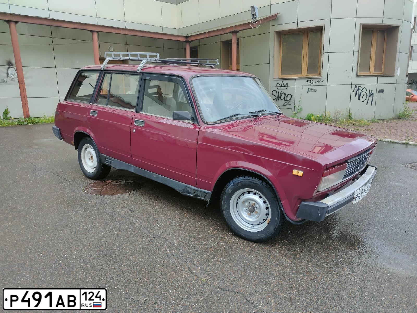 Фото автомобиля LADA 2104, 2000 — госномер Р491АВ124. Цвет: ТЕМНО-БОРДОВЫЙ