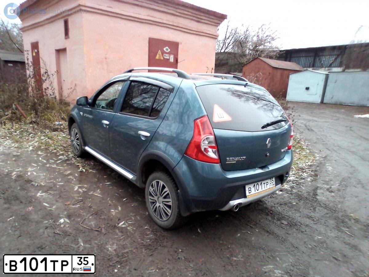 Фото автомобиля NISSAN QASHQAI, 2012 — госномер В101ТС35. Цвет: ФИОЛЕТОВЫЙ