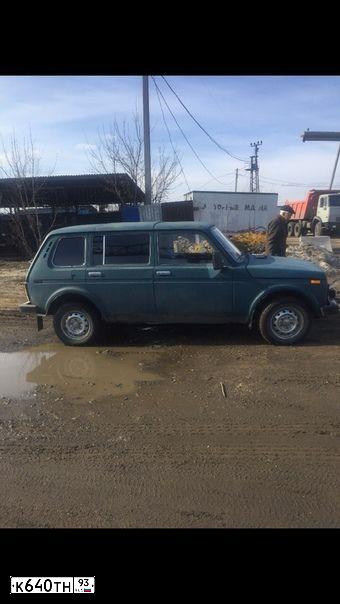 Фото автомобиля LADA 2131 NIVA, 2003 — госномер В159УВ164. Цвет: сине-зеленый
