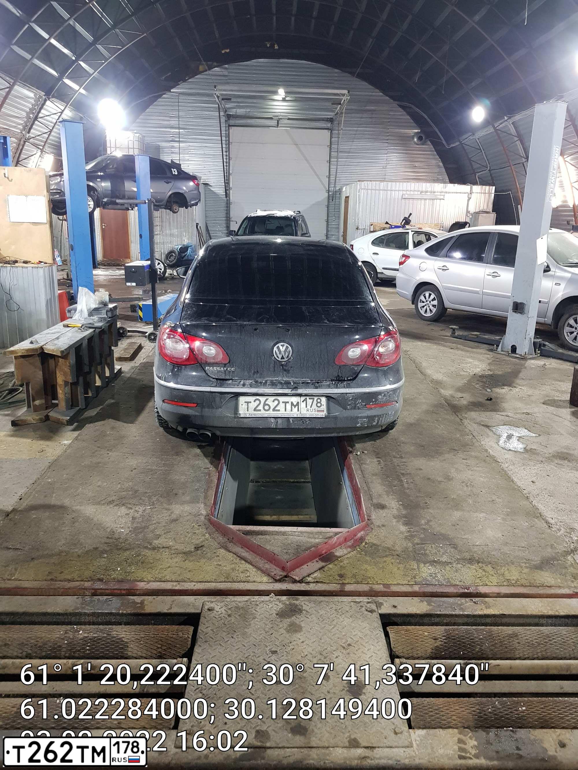 Фото автомобиля VOLKSWAGEN PASSAT, 2011 — госномер А839ОВ147. Цвет: ЧЕРНЫЙ