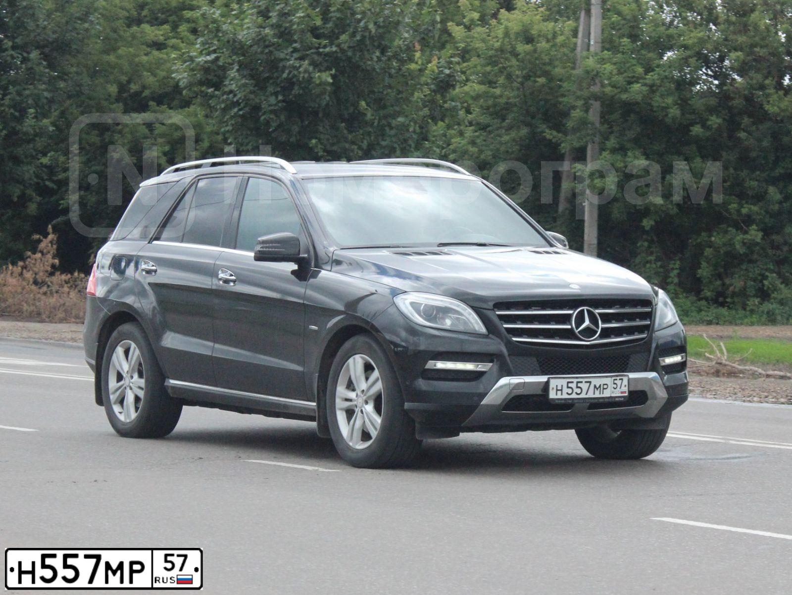 Фото автомобиля MERCEDES M-KLASSE, 2012 — госномер Н557МР57. Цвет: ЧЕРНЫЙ