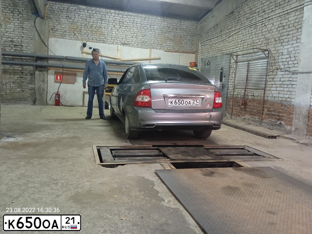 Фото автомобиля LADA PRIORA, 2008 — госномер М403УУ21. Цвет: СРЕДНИЙ СЕРО-ЗЕЛЕНЫЙ МЕТ