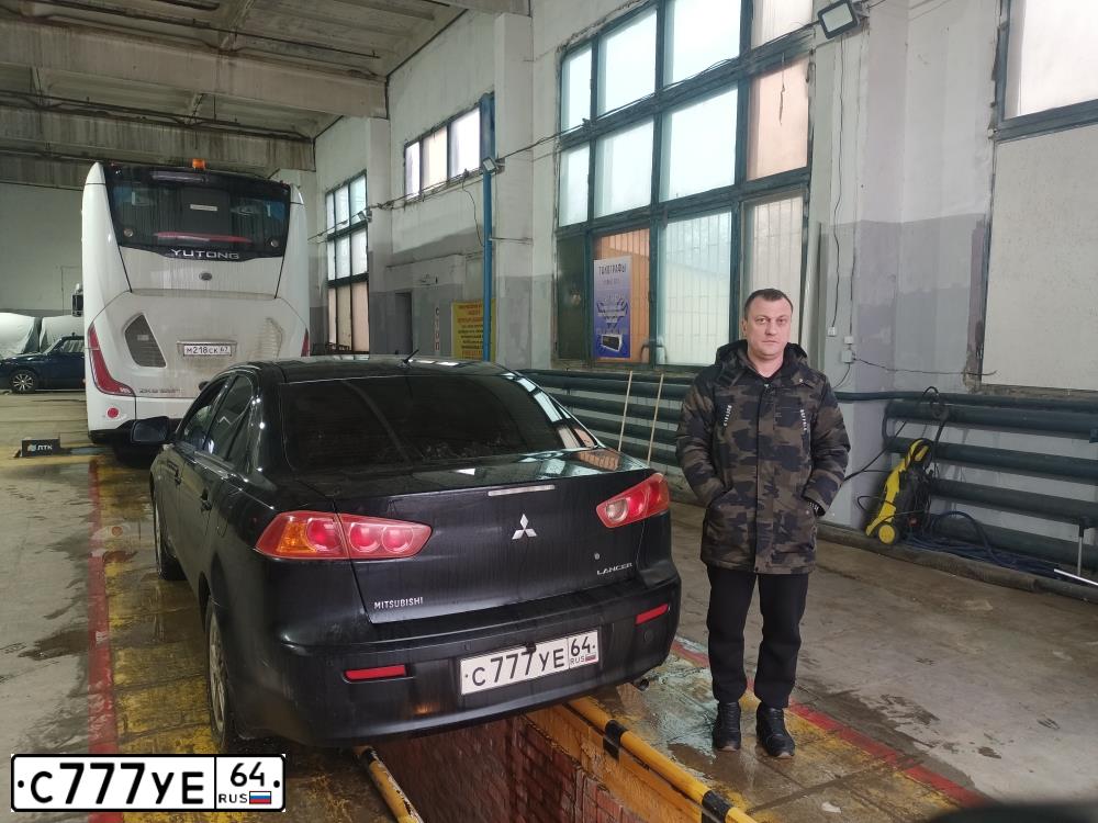 Фото автомобиля LADA 2110 LADA, 2003 — госномер Р220СК64. Цвет: СЕРЕБРИСТЫЙ
