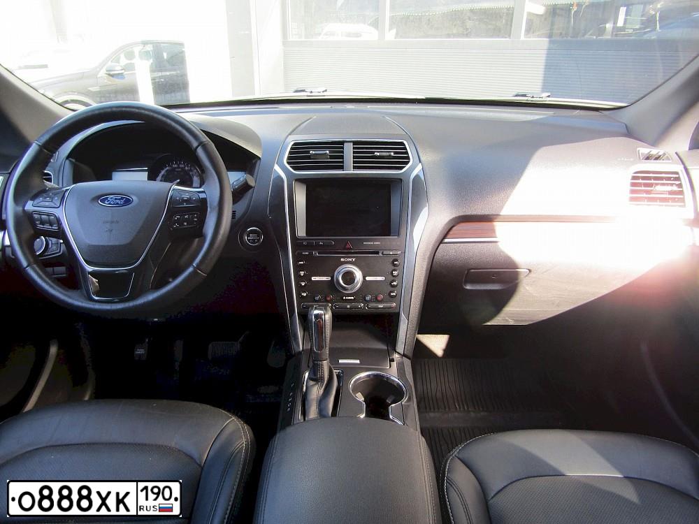 Фото автомобиля VOLKSWAGEN TOUAREG, 2013 — госномер В764АА716. Цвет: ЧЕРНЫЙ
