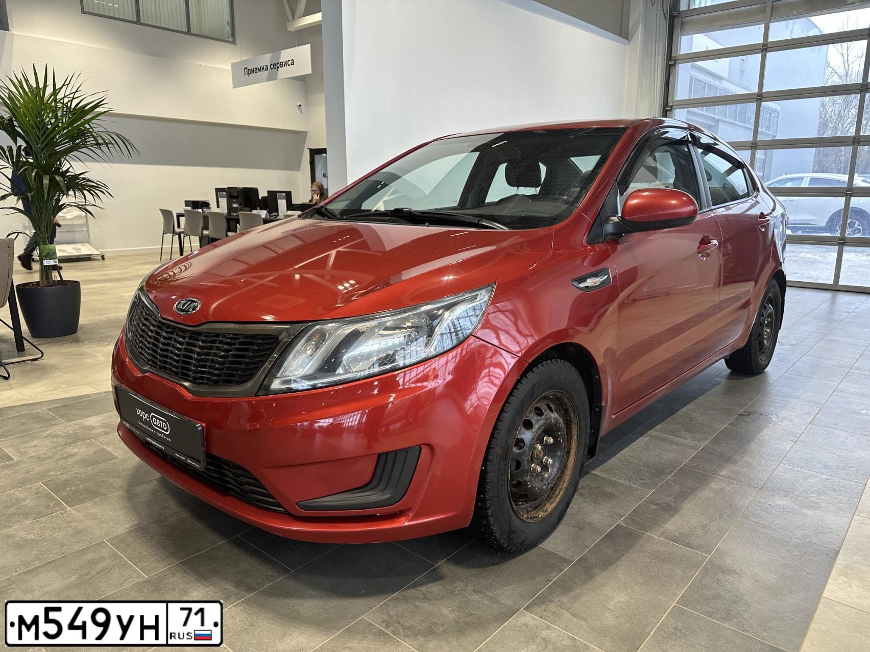 Фото автомобиля KIA RIO, 2012 — госномер М549УН71. Цвет: КРАСНЫЙ