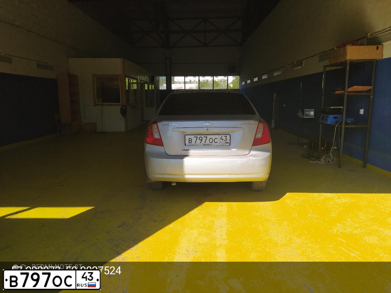 Фото автомобиля CHEVROLET LACETTI, 2007 — госномер О095ОО43. Цвет: СЕРЕБРИСТЫЙ