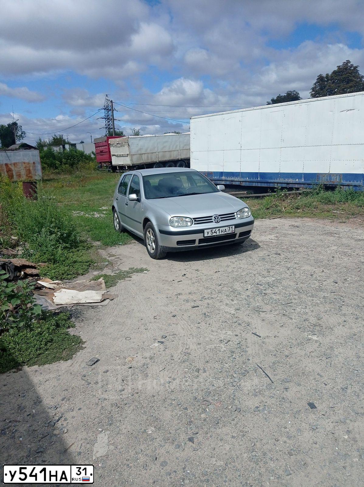 Фото автомобиля VOLKSWAGEN GOLF, 2001 — госномер У541НА31