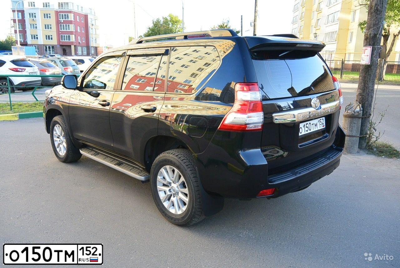 Фото автомобиля TOYOTA LANDCRUISER, 2014 — госномер С107СР89. Цвет: ЧЕРНЫЙ