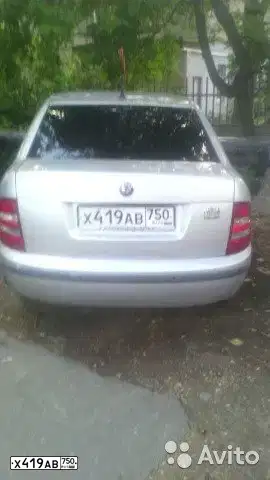 Фото автомобиля SKODA FABIA, 2002 — госномер У679МТ47. Цвет: СЕРЫЙ