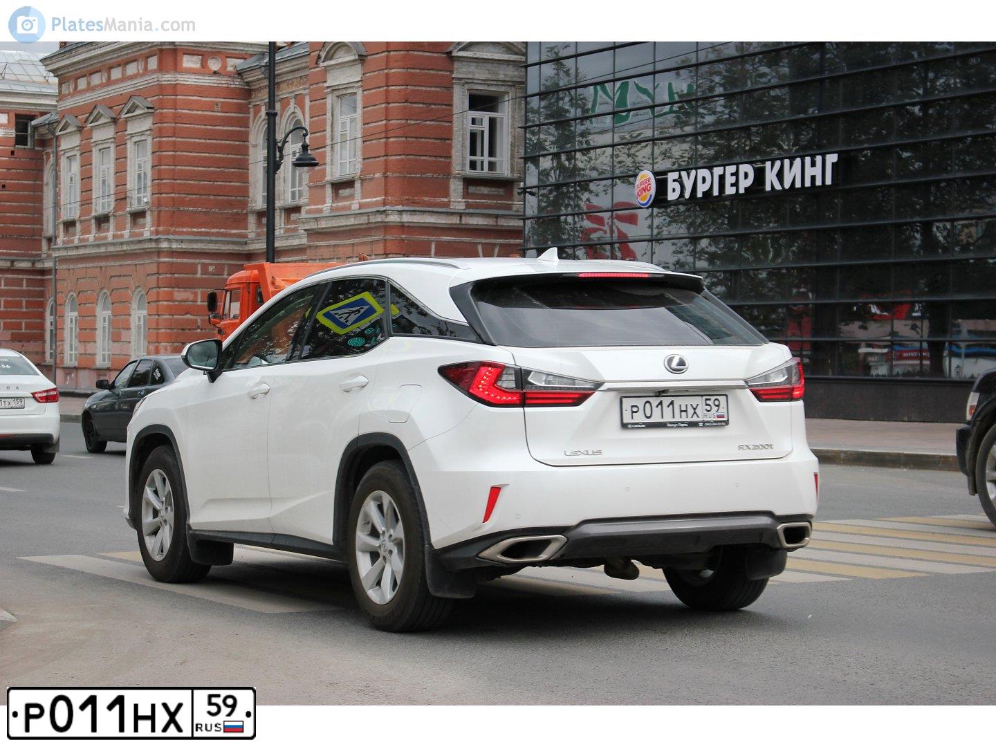 Фото автомобиля LEXUS RX, 2017 — госномер Р630ЕВ159. Цвет: Белый