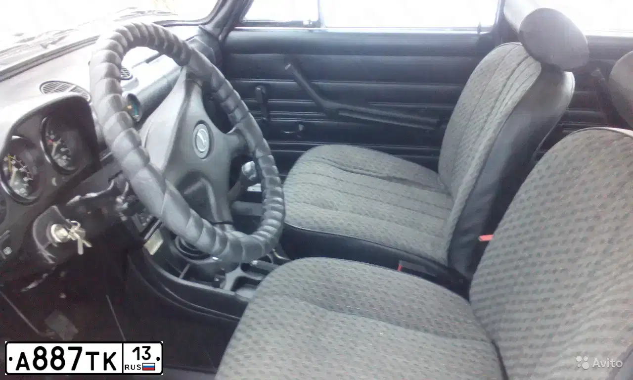 Фото автомобиля LADA 2106, 2001 — госномер А887ТК13. Цвет: СЕРЕБРИСТЫЙ ЯРКО-СИНИЙ