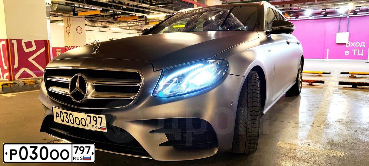 Фото автомобиля MERCEDES-BENZ E 200, 2019 — госномер Р030ОО797. Цвет: СЕРЫЙ