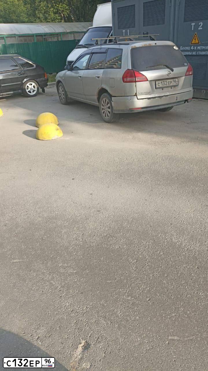 Фото автомобиля NISSAN WINGROAD, 2003 — госномер С132ЕР96