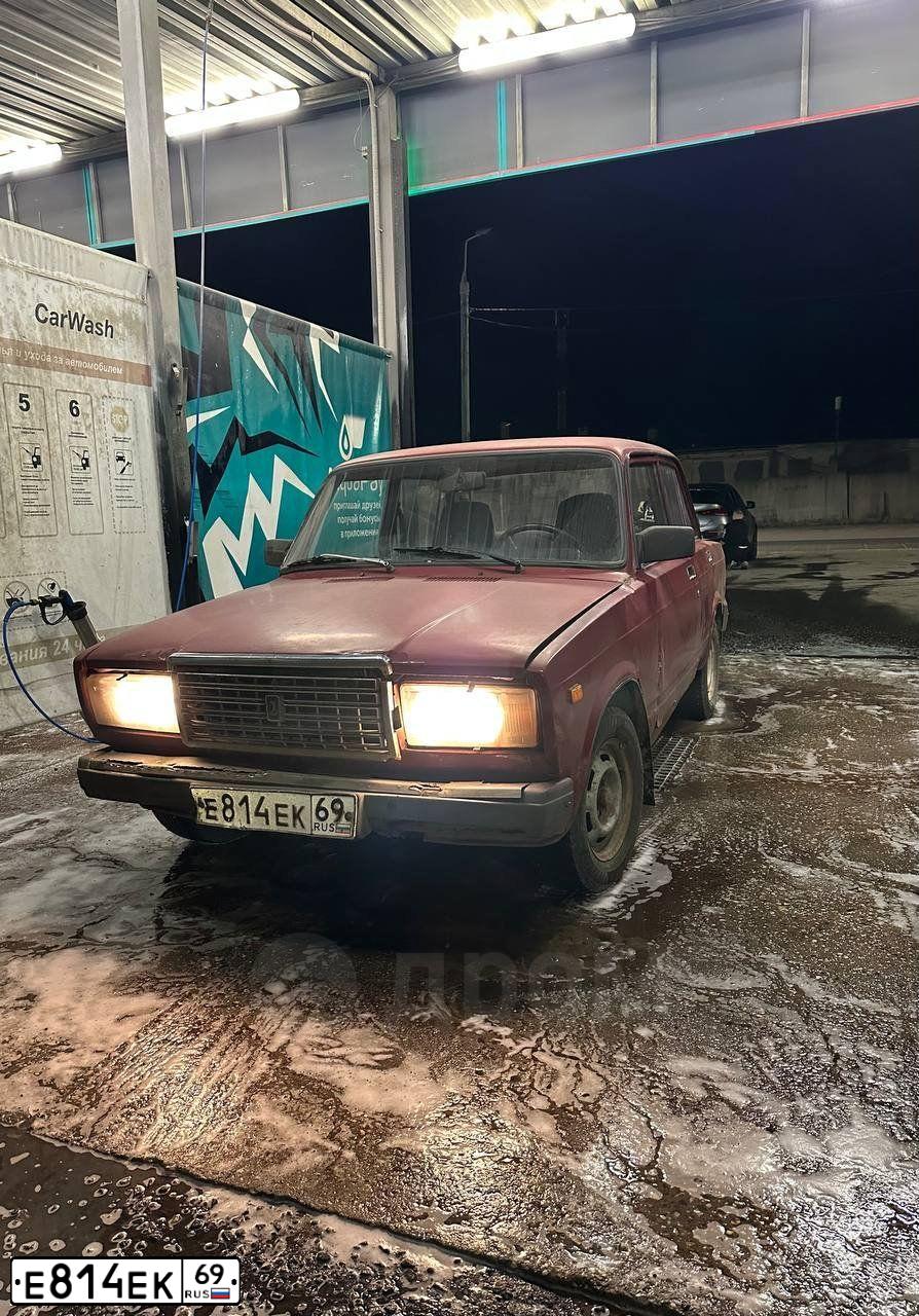 Фото автомобиля LADA 2107, 1997 — госномер Е814ЕК69. Цвет: Красный
