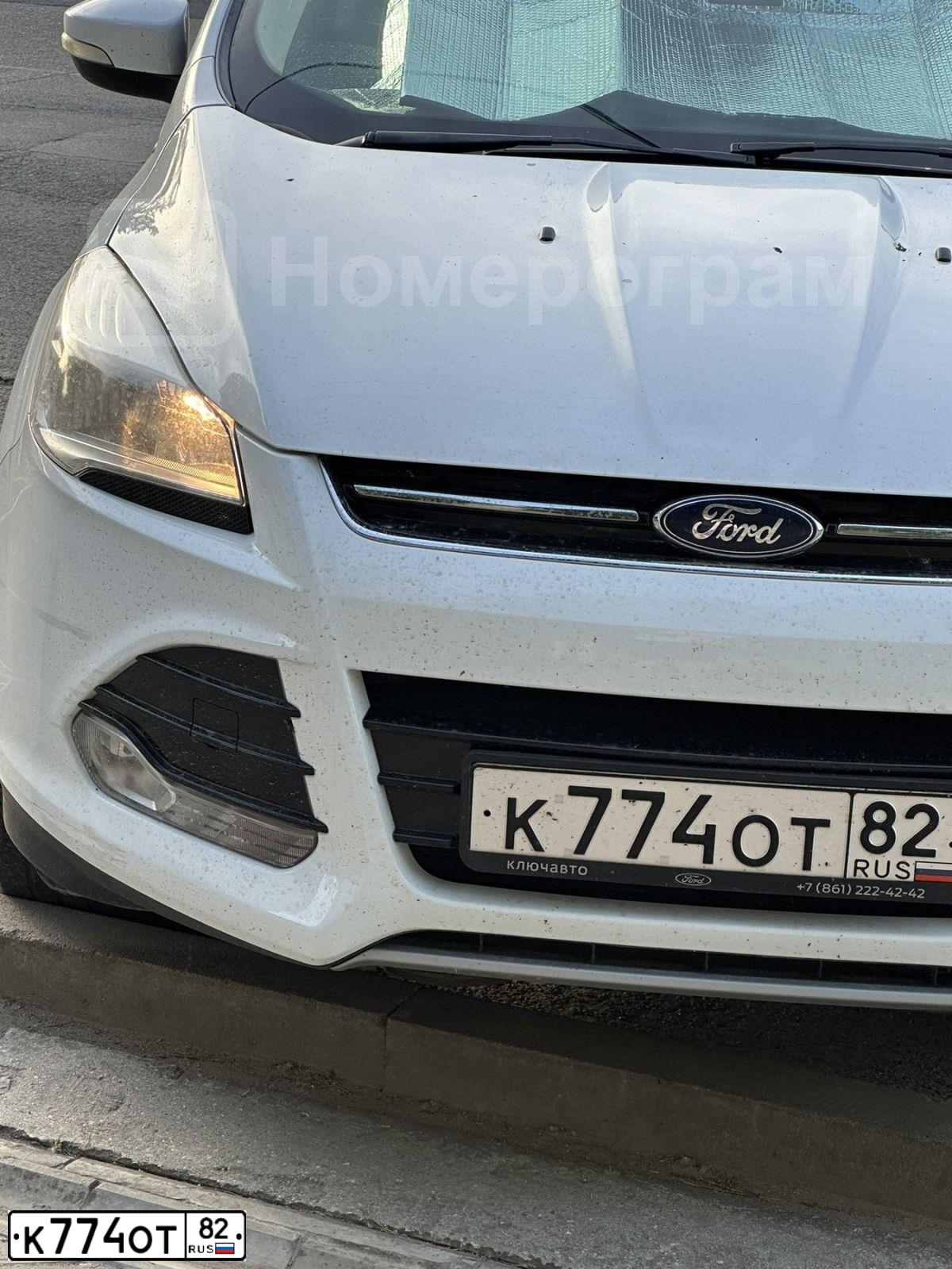 Фото автомобиля FORD KUGA, 2013 — госномер К774ОТ82. Цвет: Белый