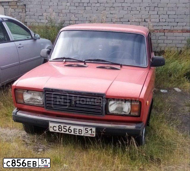 Фото автомобиля LADA 2107, 1990 — госномер С856ЕВ51. Цвет: КРАСНЫЙ