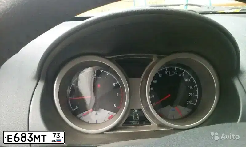 Фото автомобиля GEELY EMGRAND X7, 2015 — госномер Р331СВ58. Цвет: БЕЖЕВЫЙ