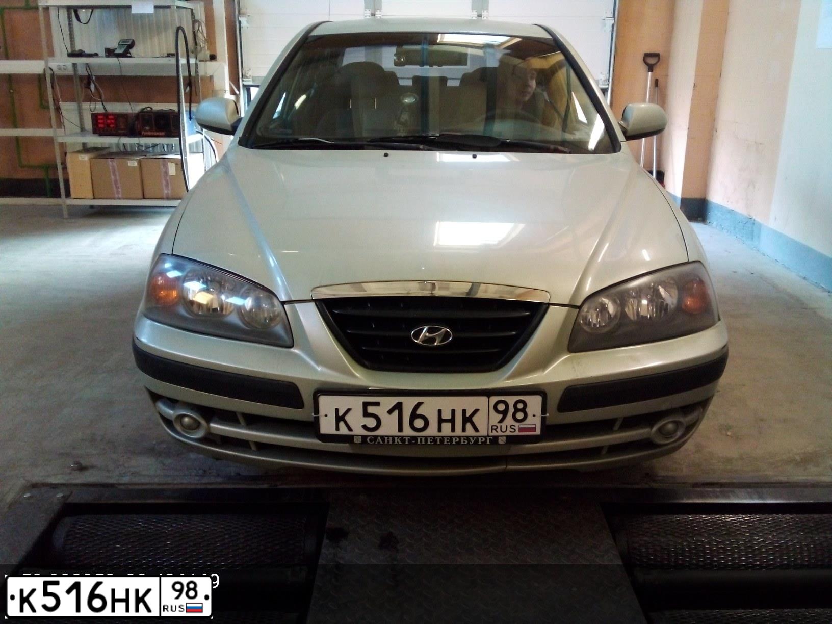 Фото автомобиля HYUNDAI ELANTRA GLS, 2003 — госномер У856АТ198