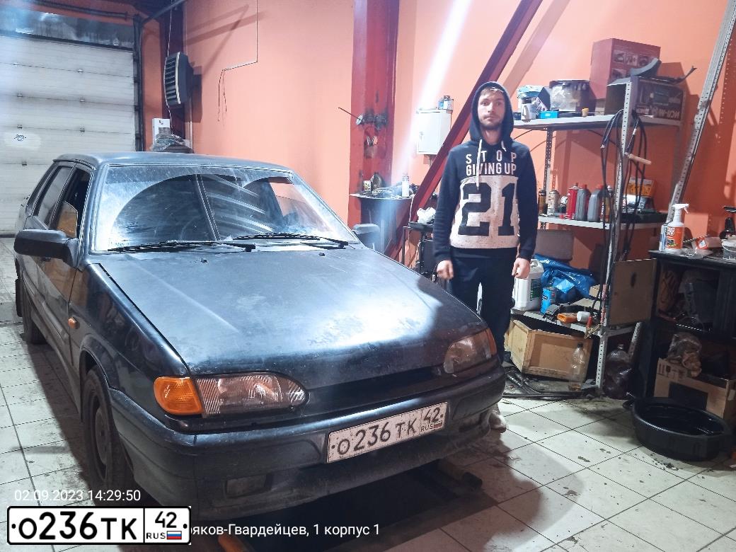 Фото автомобиля LADA 2115 SAMARA, 2006 — госномер О236ТК42. Цвет: ГРАФИТОВЫЙ МЕТАЛЛИК