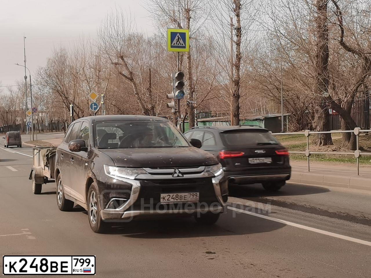 Фото автомобиля MITSUBISHI OUTLANDER, 2017 — госномер В605АТ550. Цвет: ЧЕРНЫЙ